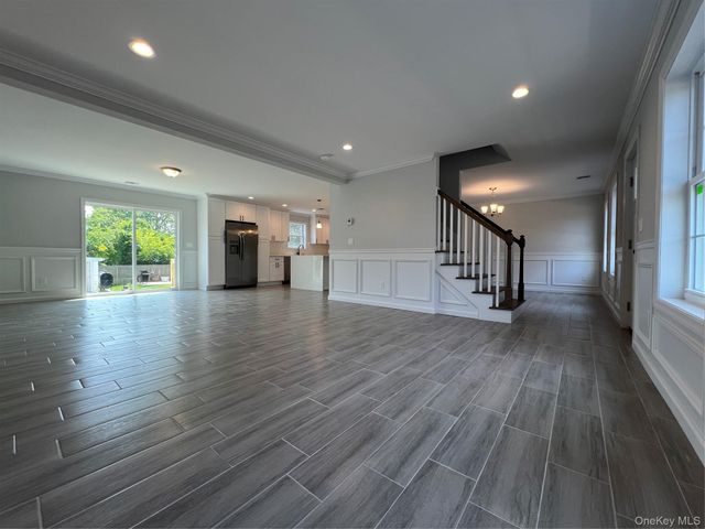 35 Babylon Road, Mastic Beach, NY 11951