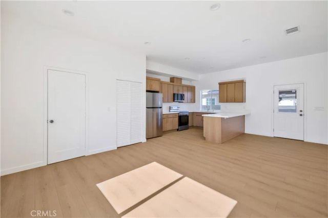 10905 Dalerose Avenue B, Inglewood, CA 90304