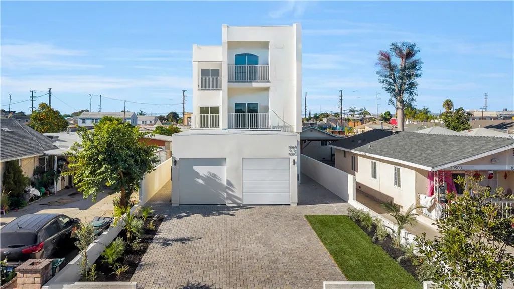 10905 Dalerose Avenue B, Inglewood, CA 90304