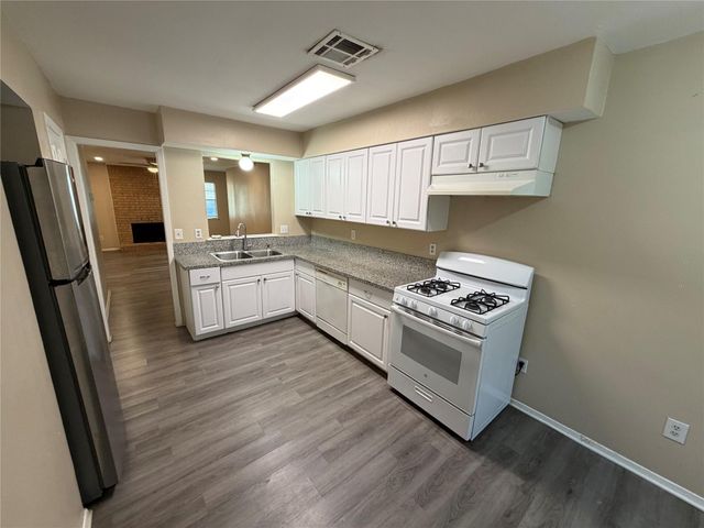 6904 Millrace DR B, Austin, TX 78724
