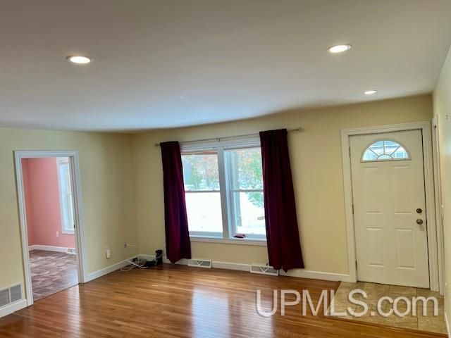 2103 Balsam Lane, Houghton, MI 49931