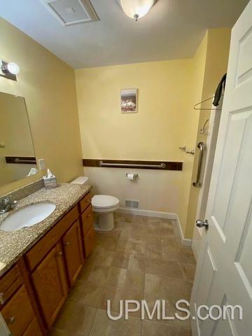 2103 Balsam Lane, Houghton, MI 49931