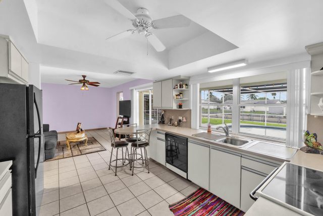 1710 W River Drive, Margate, FL 33063