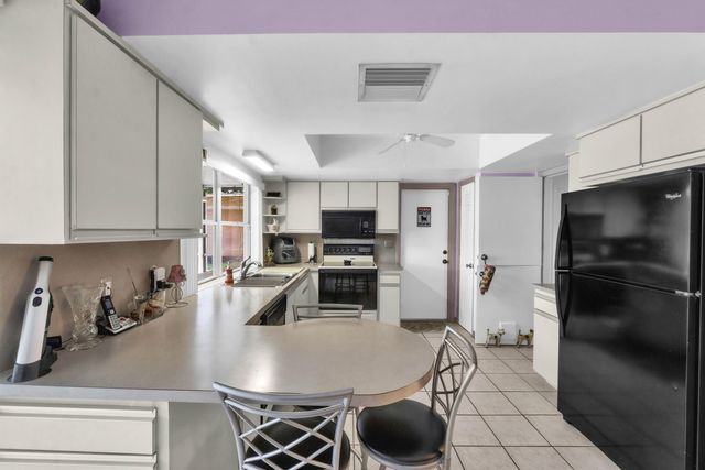 1710 W River Drive, Margate, FL 33063