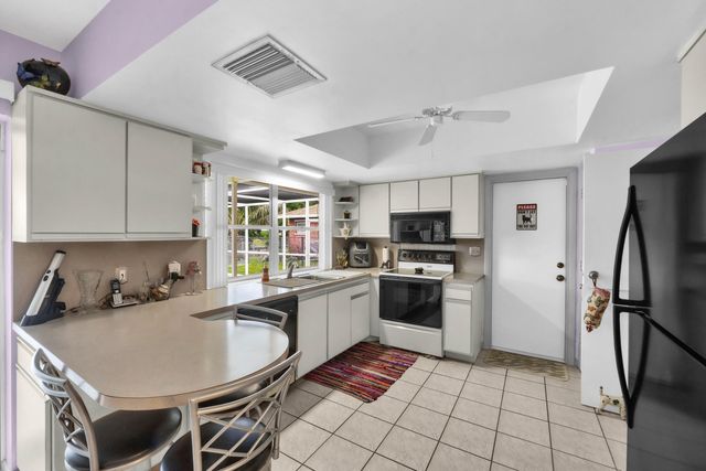 1710 W River Drive, Margate, FL 33063