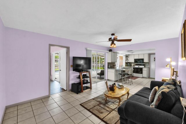 1710 W River Drive, Margate, FL 33063