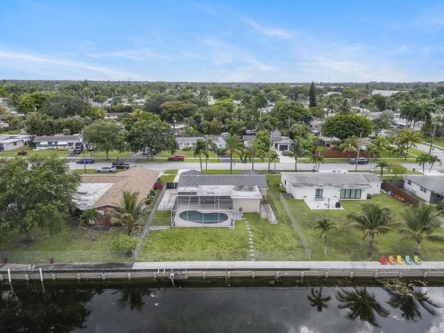 1710 W River Drive, Margate, FL 33063