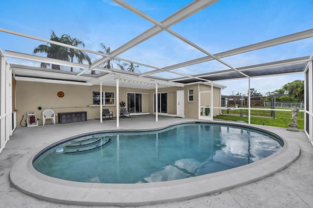 1710 W River Drive, Margate, FL 33063