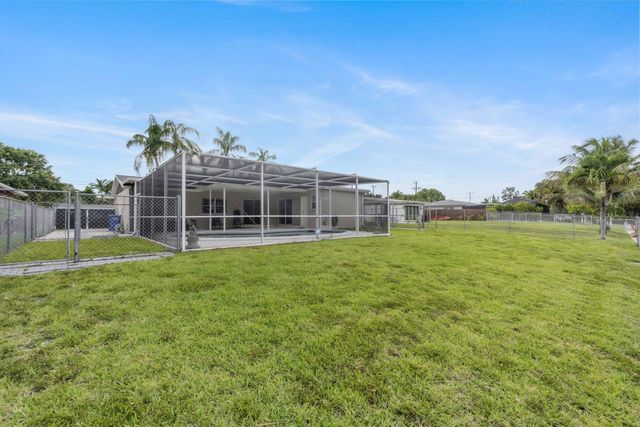 1710 W River Drive, Margate, FL 33063