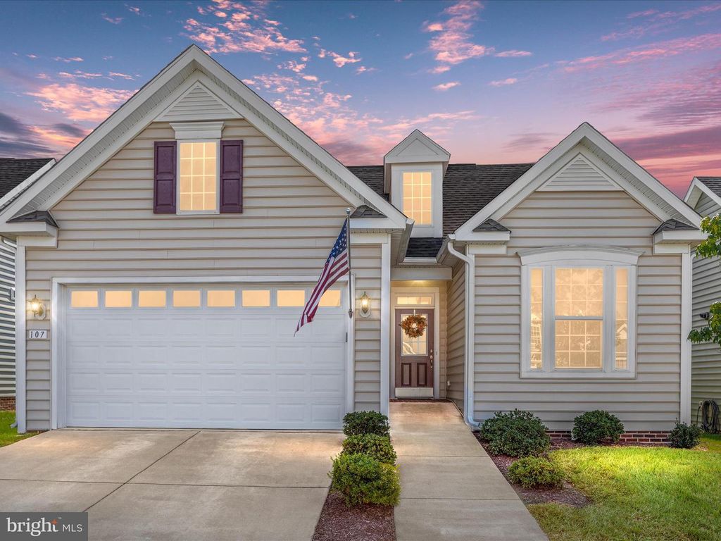 107 BLUETS DR, White Post, VA 22663
