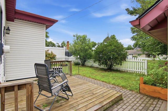 2425 7th Street, Eau Claire, WI 54703