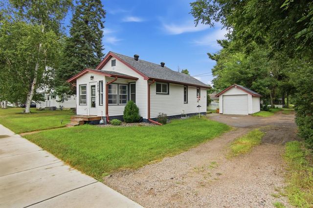 2425 7th Street, Eau Claire, WI 54703