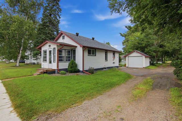 2425 7th Street, Eau Claire, WI 54703
