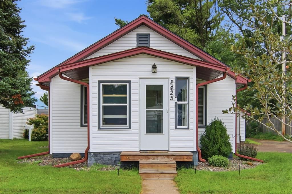 2425 7th Street, Eau Claire, WI 54703