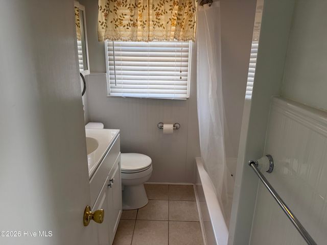 2040 W 5th Street, Washington, NC 27889