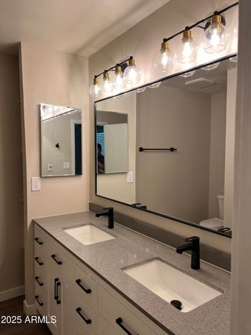 10801 N 43rd Drive, Glendale, AZ 85304