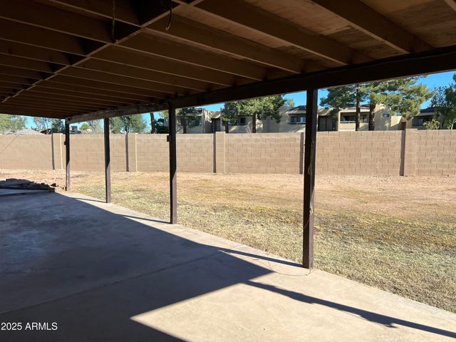 10801 N 43rd Drive, Glendale, AZ 85304