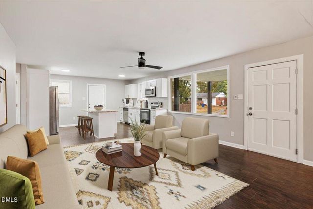 816 Peyton Street, Raleigh, NC 27610