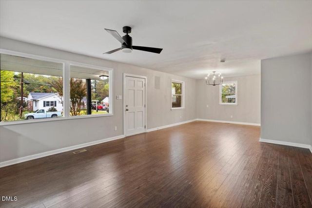 816 Peyton Street, Raleigh, NC 27610