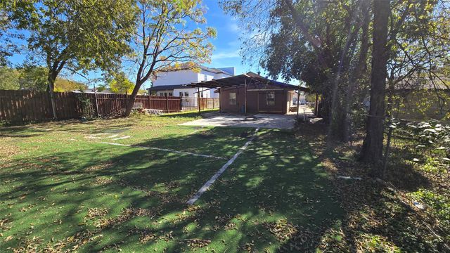 1441 Oakley Avenue, Dallas, TX 75216