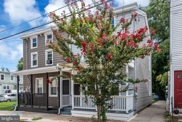 214 JONES AVE, Burlington, NJ 08016