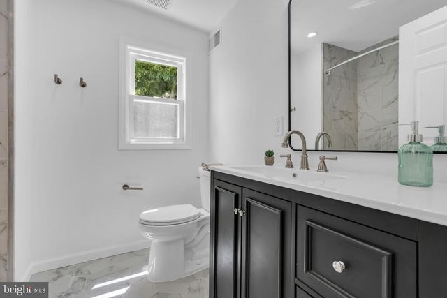 214 JONES AVE, Burlington, NJ 08016