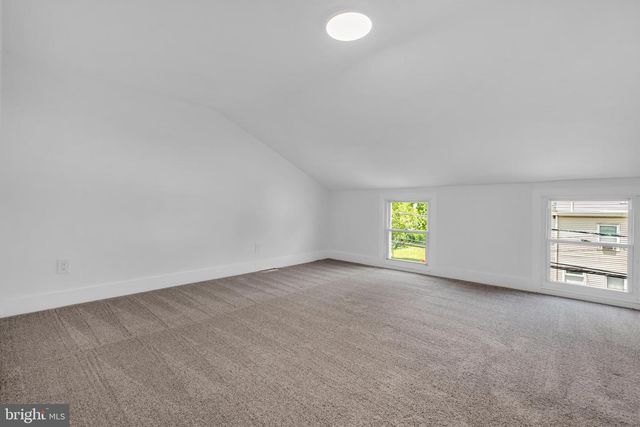 214 JONES AVE, Burlington, NJ 08016