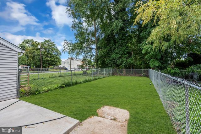 214 JONES AVE, Burlington, NJ 08016