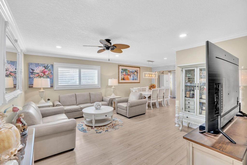 34 Colonial Club Drive 101, Boynton Beach, FL 33435