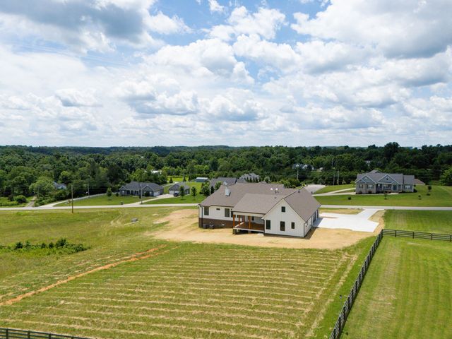 1501 Spencer Mill Rd, Burns, TN 37029
