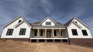 1501 Spencer Mill Rd, Burns, TN 37029