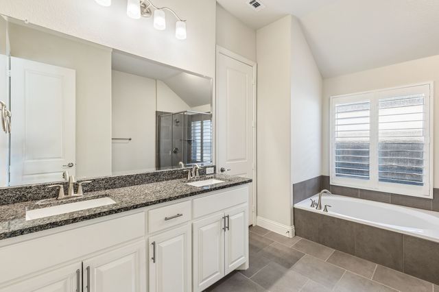 624 Ambrose Street, Fort Worth, TX 76131