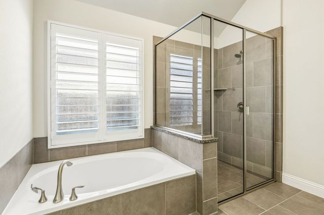 624 Ambrose Street, Fort Worth, TX 76131