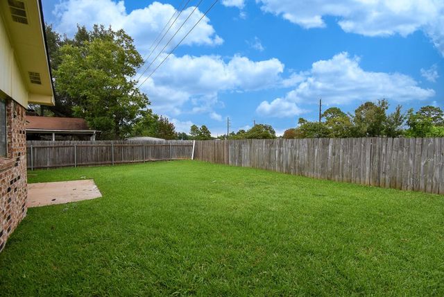 702 Tara Plantation Drive, Richmond, TX 77469