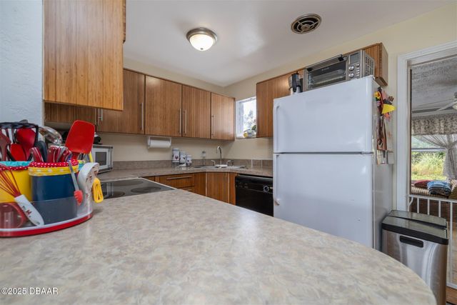 93 Rosewood Avenue, Ormond Beach, FL 32174