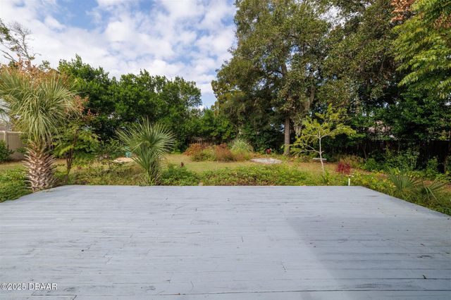 93 Rosewood Avenue, Ormond Beach, FL 32174