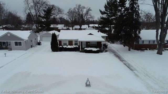 7623 Saint John Street, Utica, MI 48317