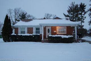 7623 Saint John Street, Utica, MI 48317