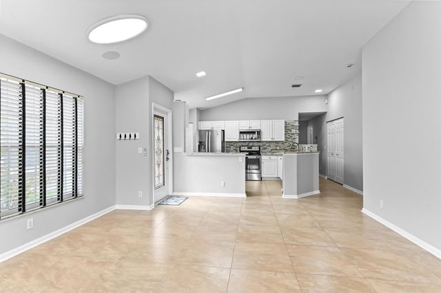 8416 Cargill Point, West Palm Beach, FL 33411