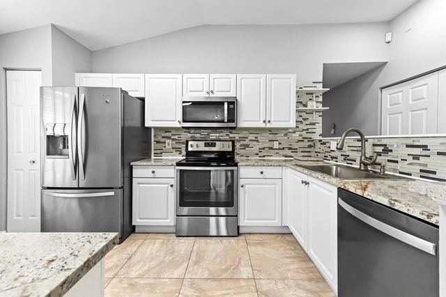 8416 Cargill Point, West Palm Beach, FL 33411