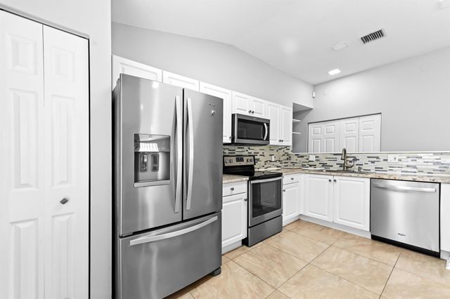 8416 Cargill Point, West Palm Beach, FL 33411