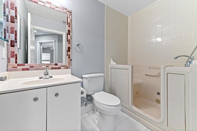 8416 Cargill Point, West Palm Beach, FL 33411