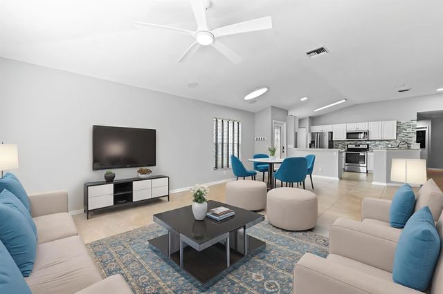 8416 Cargill Point, West Palm Beach, FL 33411