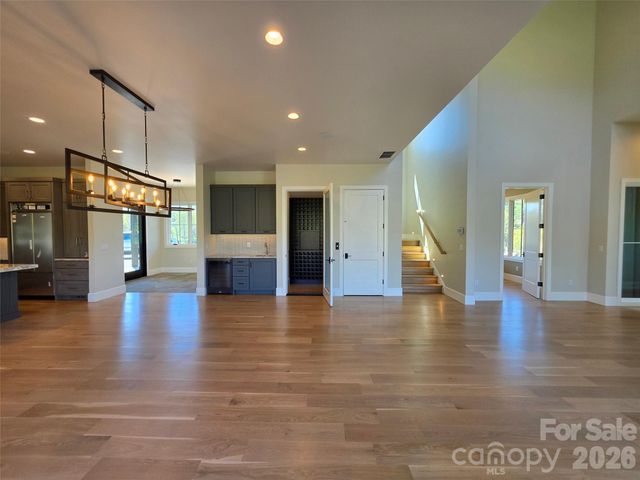 6 Walnut Valley Parkway, Arden, NC 28704