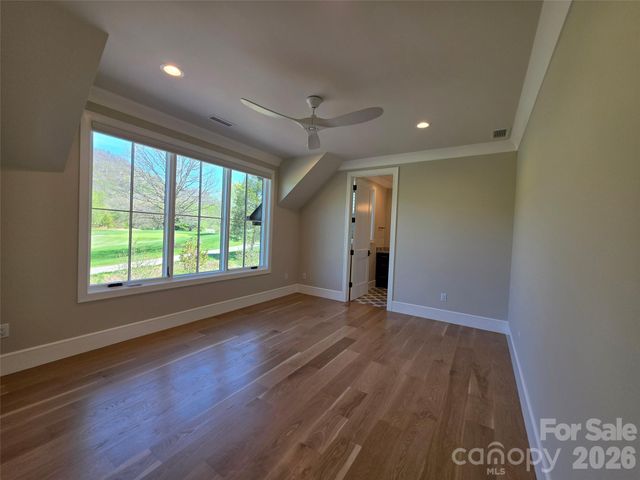 6 Walnut Valley Parkway, Arden, NC 28704