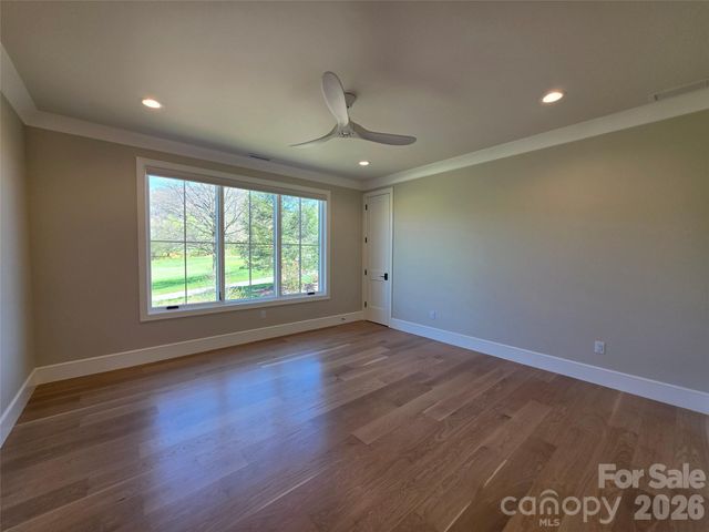 6 Walnut Valley Parkway, Arden, NC 28704