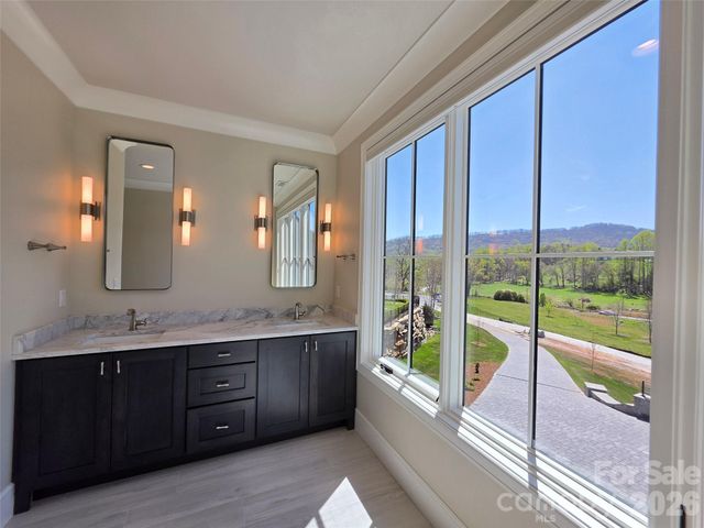 6 Walnut Valley Parkway, Arden, NC 28704