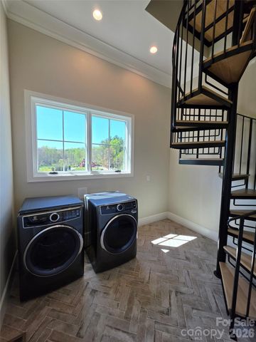 6 Walnut Valley Parkway, Arden, NC 28704