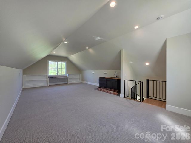 6 Walnut Valley Parkway, Arden, NC 28704