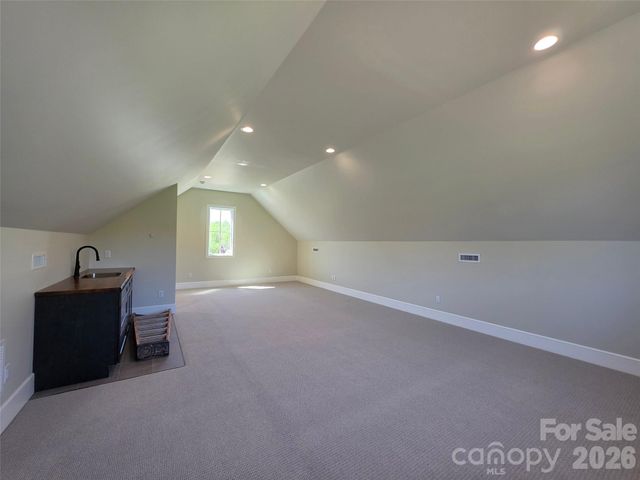 6 Walnut Valley Parkway, Arden, NC 28704